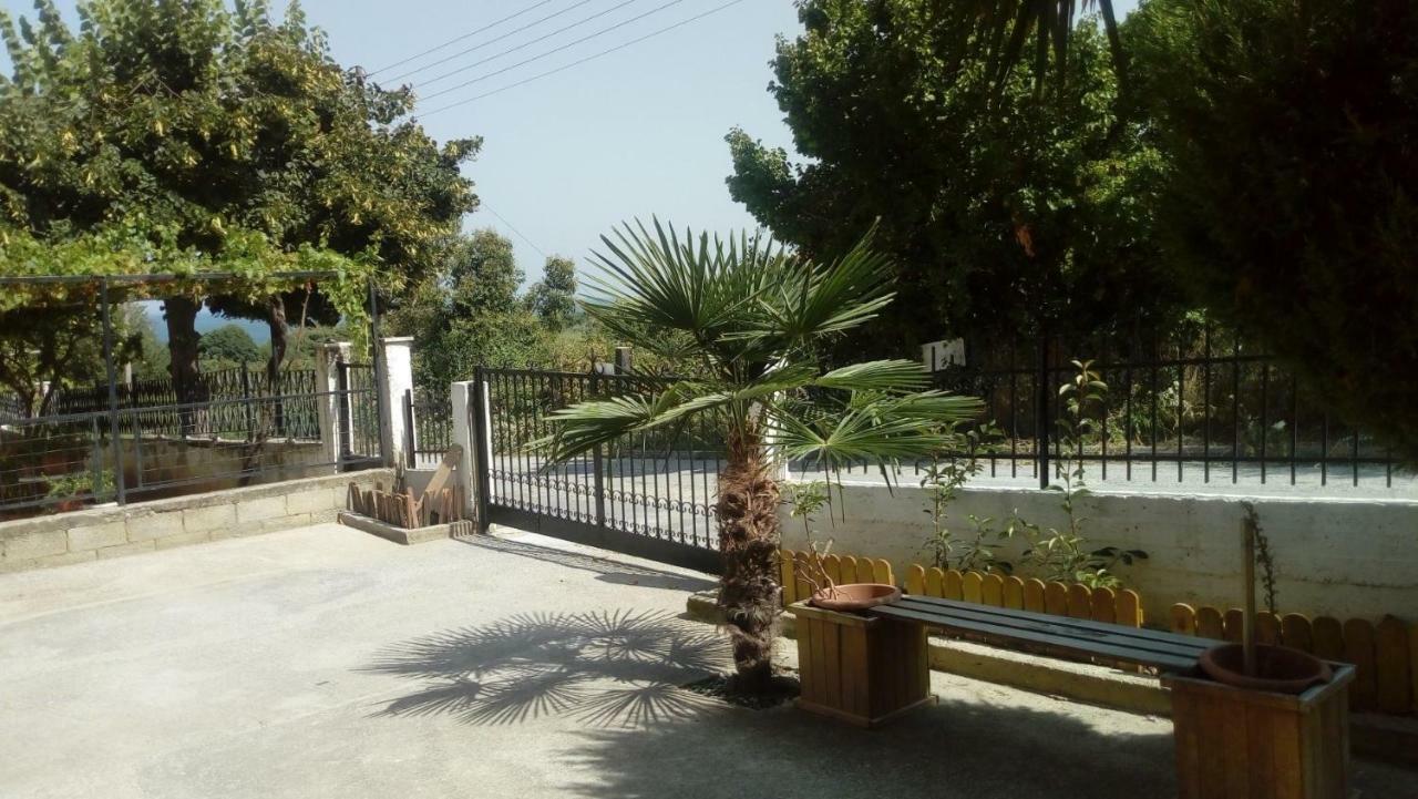 Appartamento Residenza Monopati Beach Methoni Pierias Esterno foto